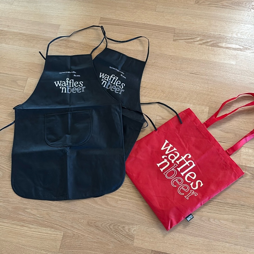 APRONS & Tote ~ “Waffles & Beer” class from Brugge, Belgium bundle/3
